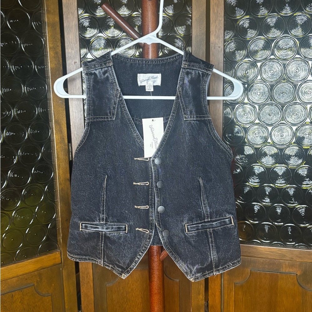 Universal Thread- Black Denim Vest, Size 2